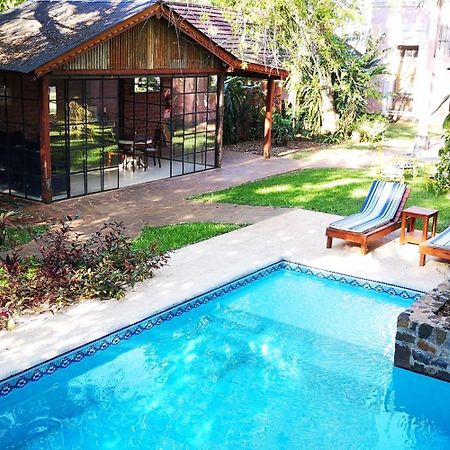 Rincon Escondido B&B 푸에르토이과수 외부 사진