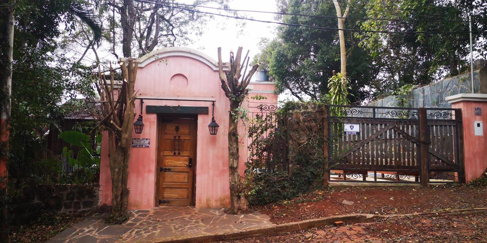 Rincon Escondido B&B 푸에르토이과수 외부 사진