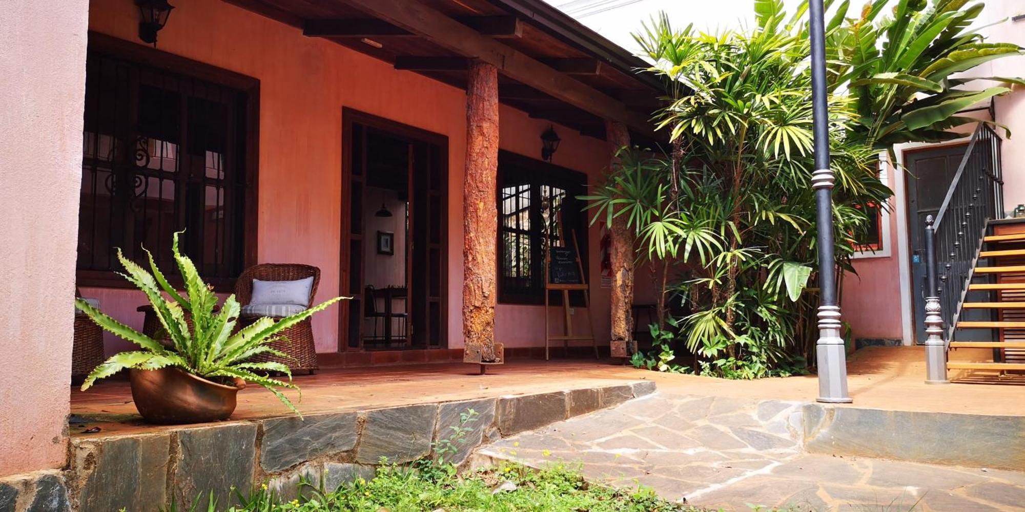 Rincon Escondido B&B 푸에르토이과수 외부 사진