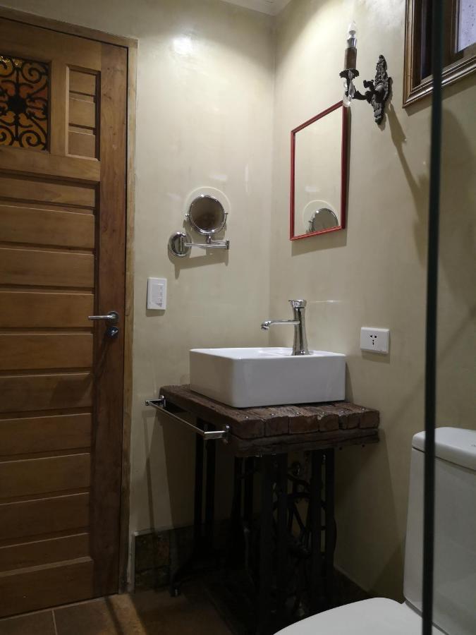 Rincon Escondido B&B 푸에르토이과수 외부 사진